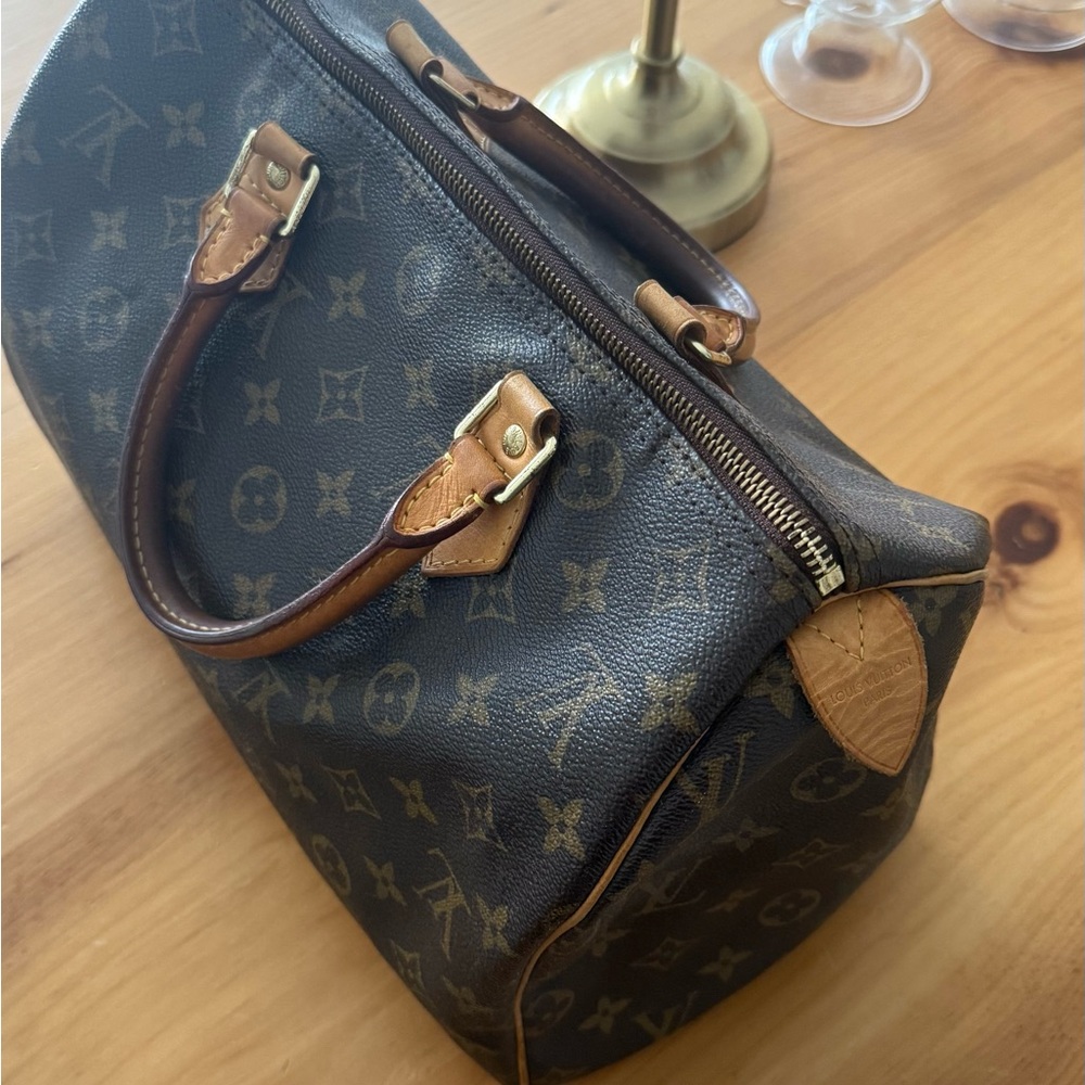 Louis Vuitton Speedy 35